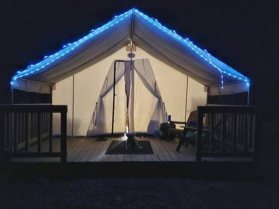 Cozy Glamp Tents At Wildland Gardens Joseph